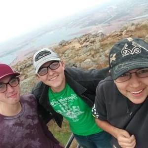 Meet your Posher, Derick